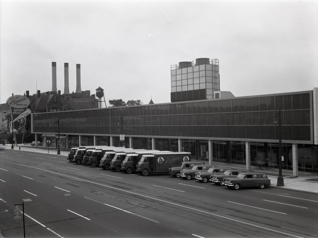 Today’s diners at the Whitney might have found it strange to be next to a giant neon sign, c. 1955