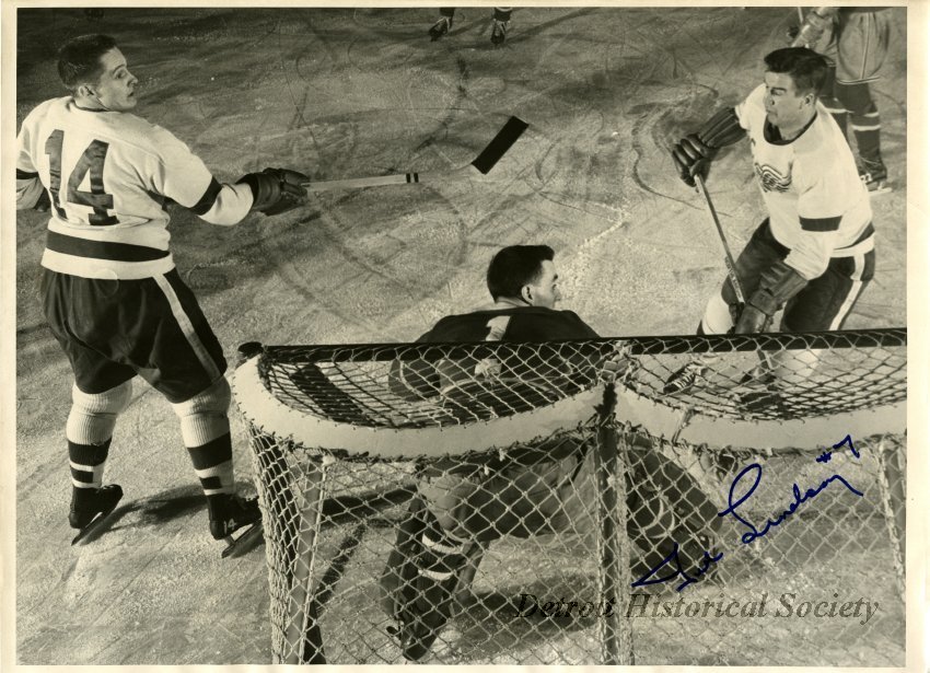 Black and white photograph from the 1955 Stanley Cup finals 