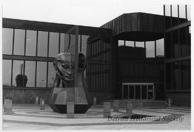 Main Entrance to Kresge International Headquarters, 1975 - 2008.033.156