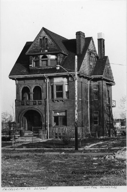 580 Frederick Avenue, 1980 - 2008.033.348