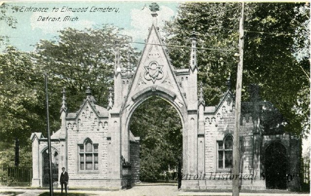 Entrance to Elmwood Cemetery, postcard, 1935