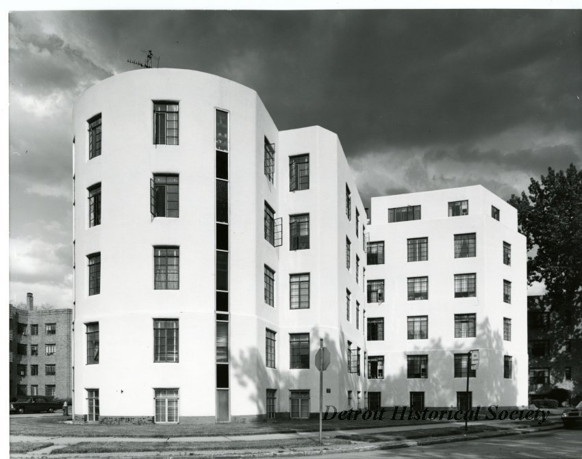 Apartment building at 999 Whitmore, 1974 – 2013.042.968